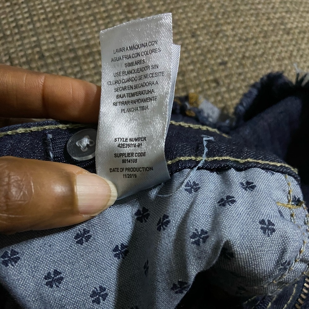 Lucky Brand Riley Roll Shorts - Picture 14 of 14